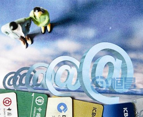 互联网金融 伸出多只颠覆式的“触手”