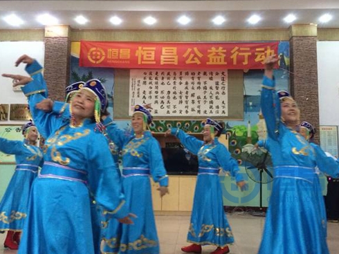 成都分公司慰问老人.jpg