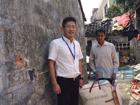 　恒昌中秋慰问 温暖孤寡老人.jpg