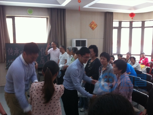 九九重阳节 浓浓敬老情活动.jpg