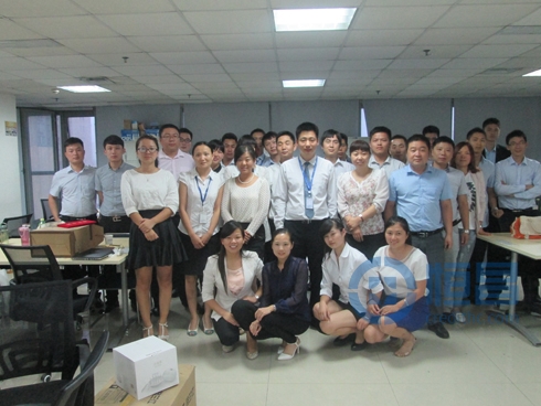 郑州分中心9月总结暨表彰大会顺利召开.jpg
