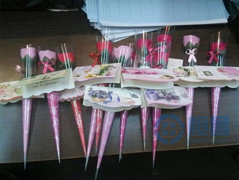 “鲜花赠佳人 节日送祝福” 广州分公司三八妇女节活动