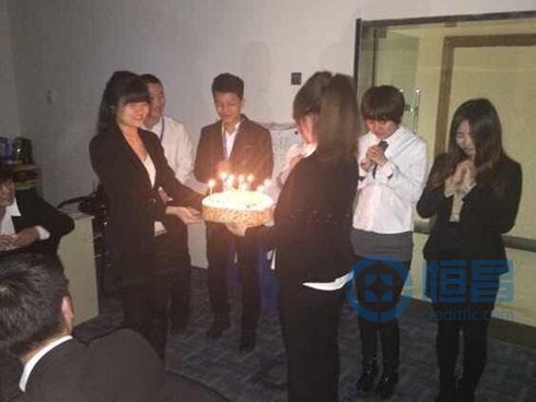 长春分公司友爱的“一家人”生日PATRY.jpg