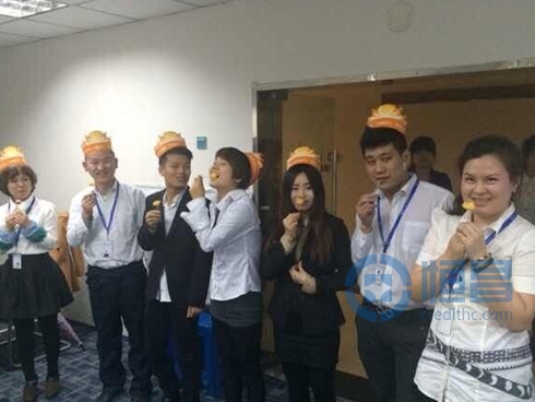 长春分公司举办员工生日会.jpg