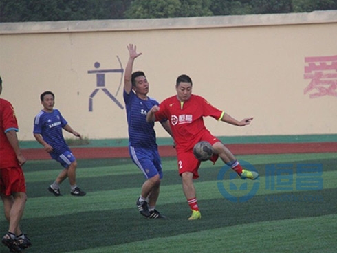 荆州恒昌足球俱乐部首场比赛圆满落幕 荆州恒昌足球俱乐部首场比赛圆满落幕