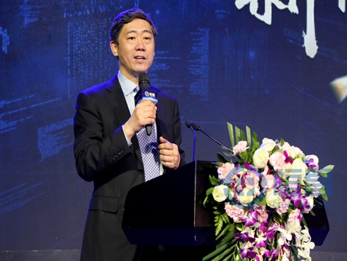 李稻葵：2018年中国经济将实现稳定增长